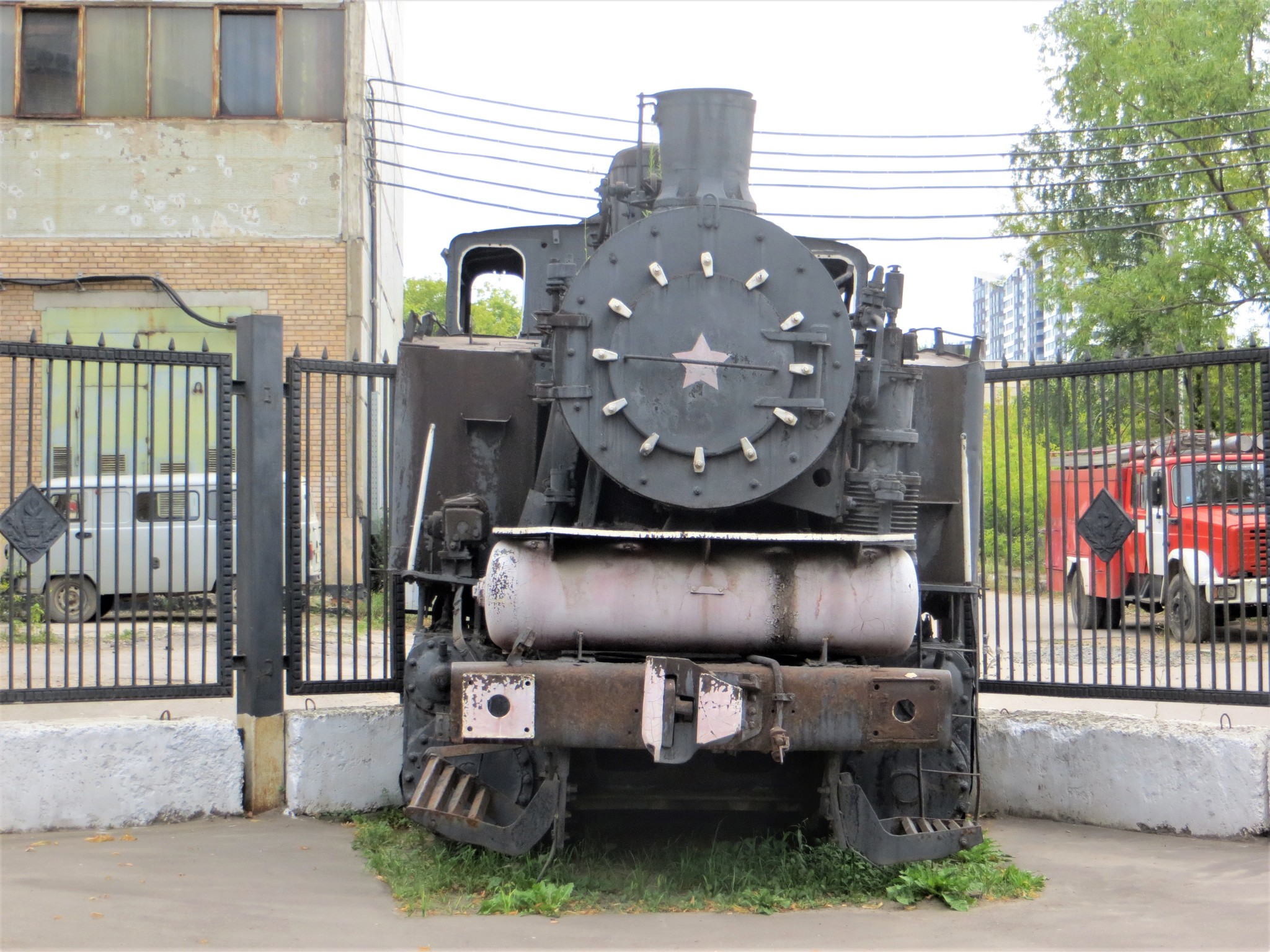 Завод Серп и Молот. Всё, приехали.