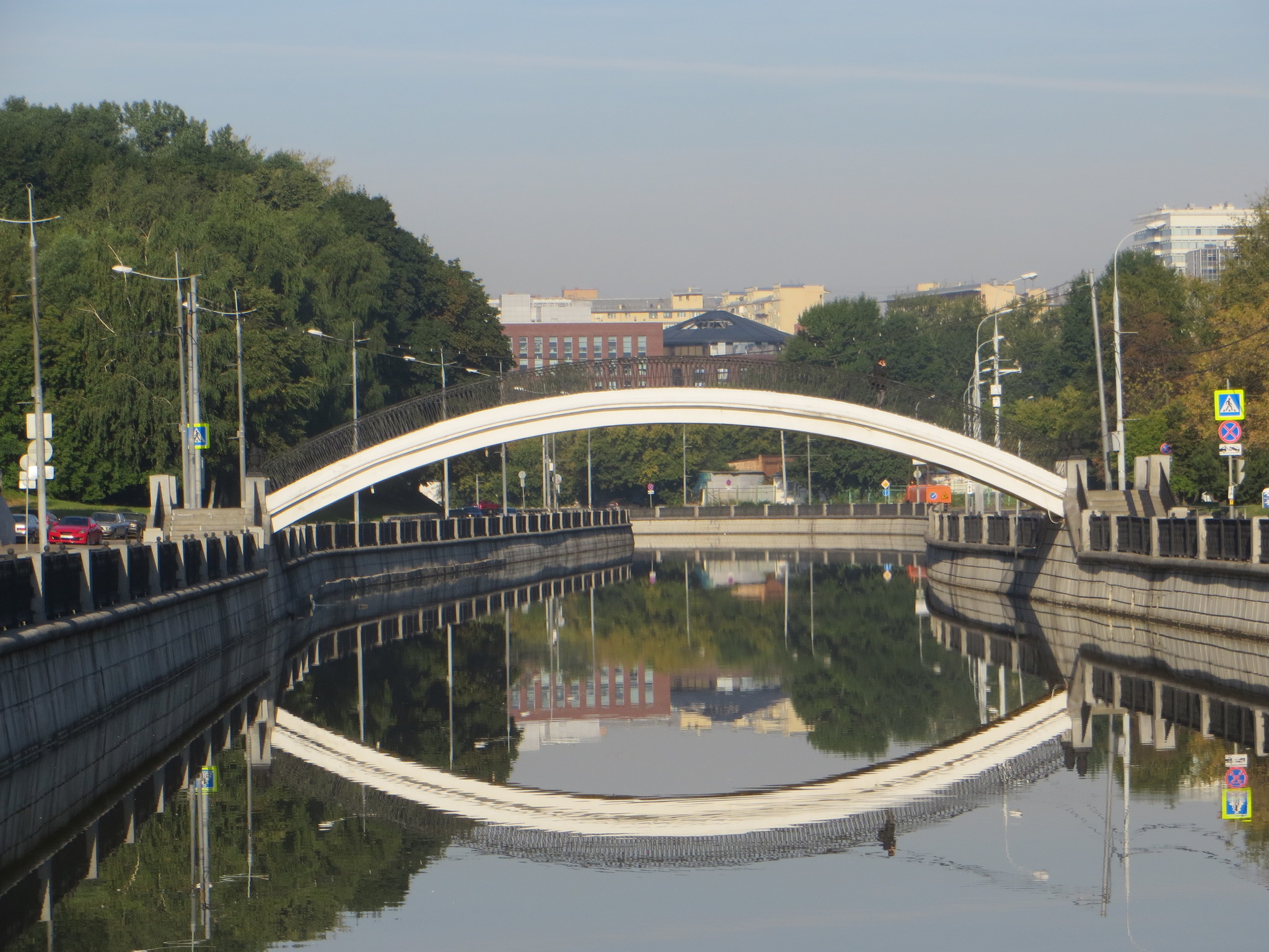 Таможенный мост на яузе фото