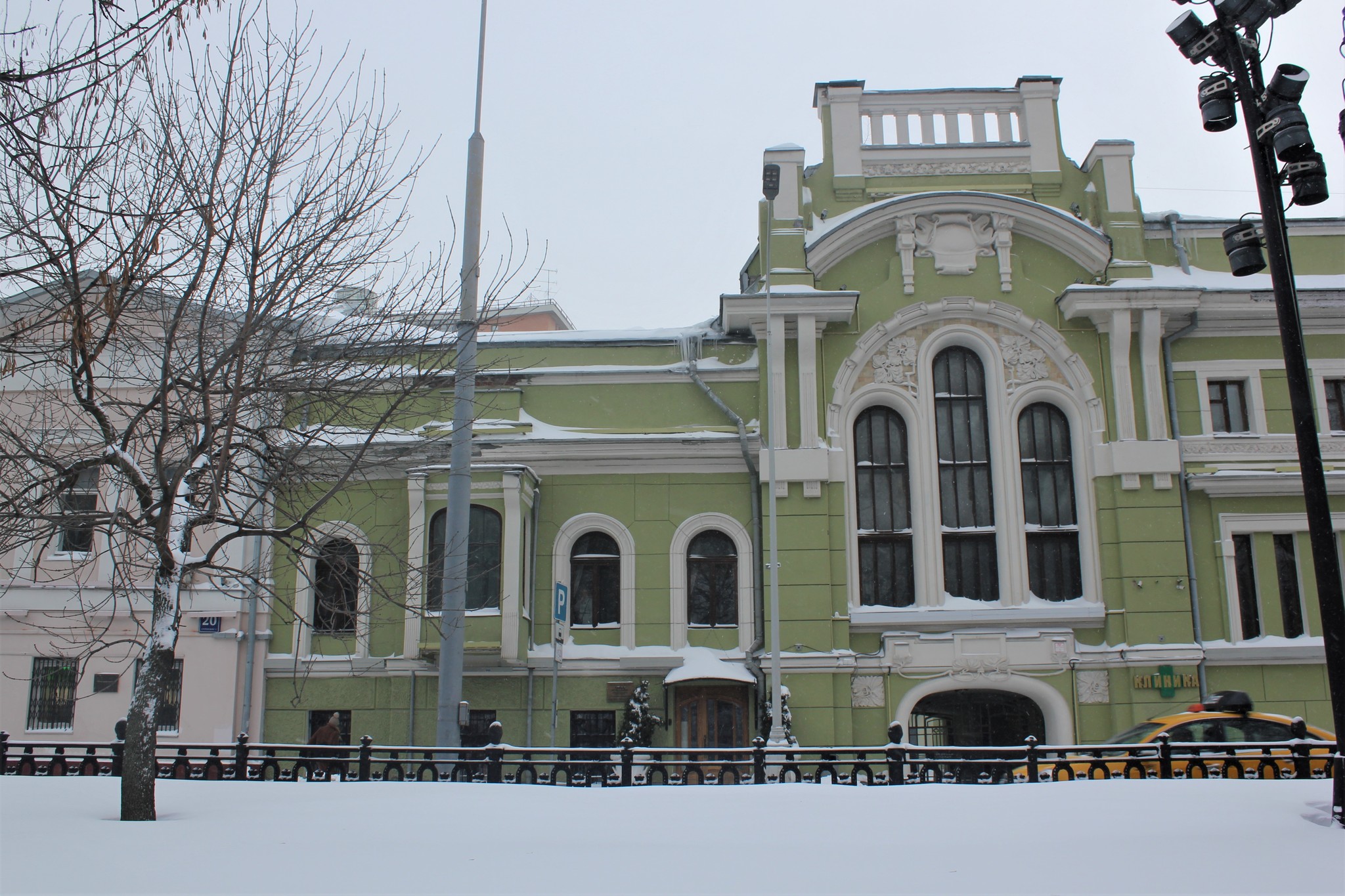 Тверской бульвар, чётная сторона