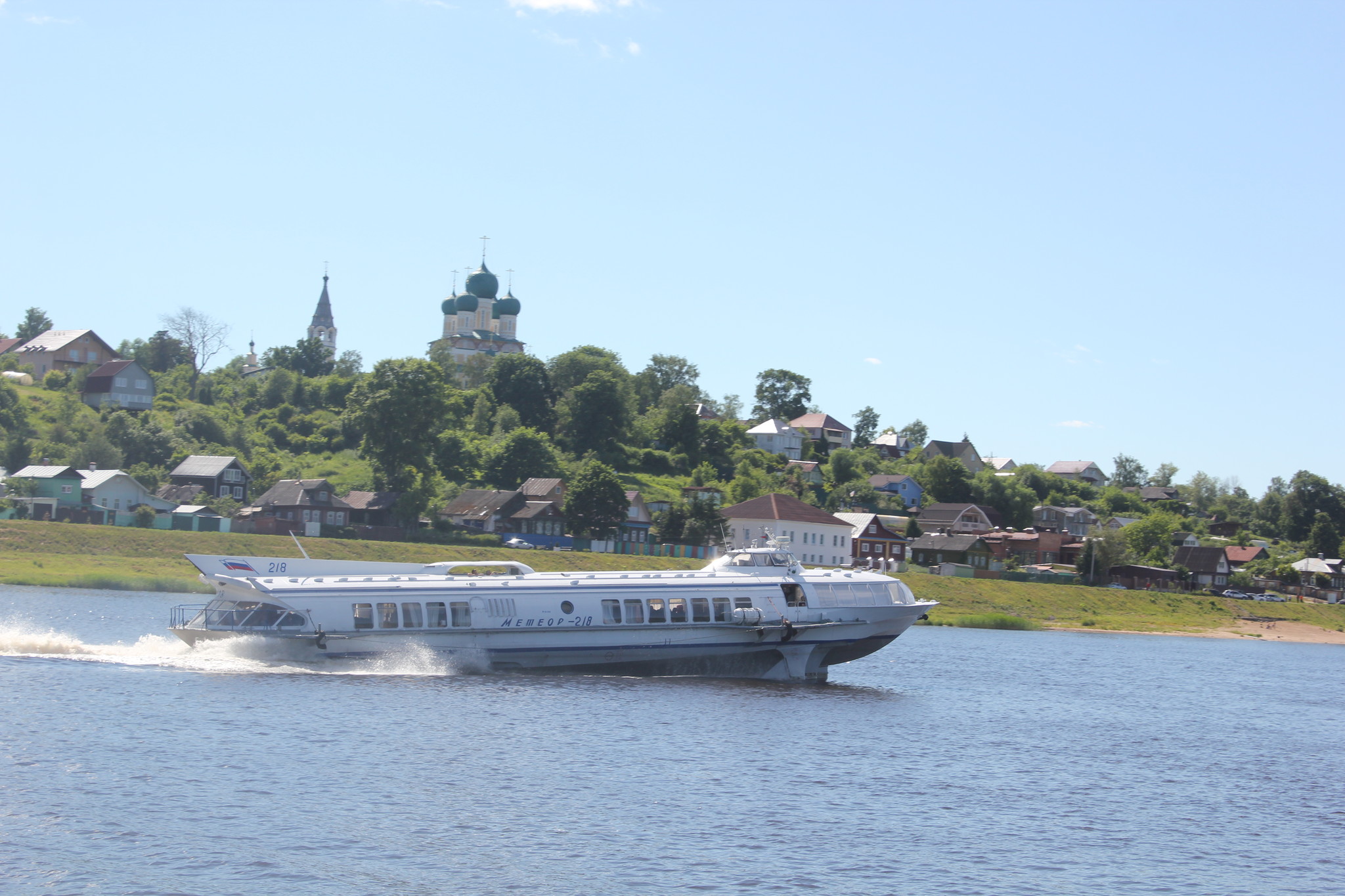 Метеор на волге фото