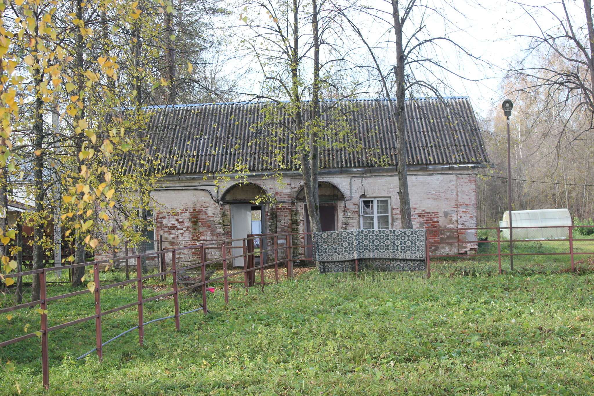 Маклаково. Александро-Невский монастырь