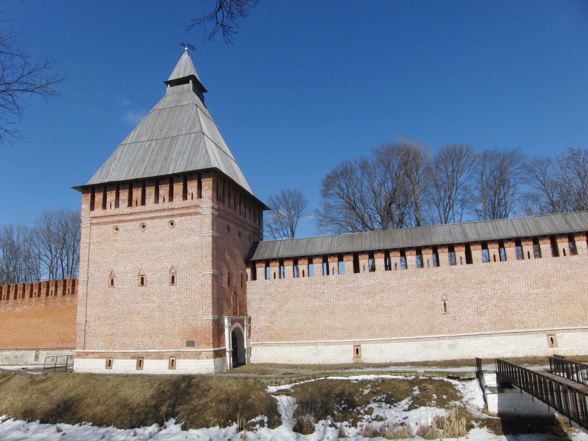 Крепостная стена Смоленск