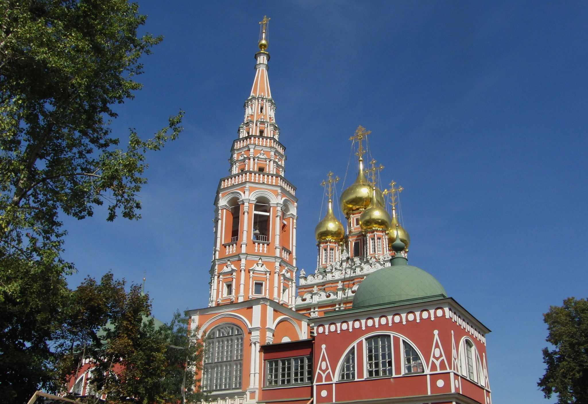 Церковь воскресения христова. Храм Воскресения Христова в Кадашах. Храм Вознесения Христова в Кадашах. Церковь Воскресения в Кадашах в Москве. Храм Воскресения Христова в Кадашах год.