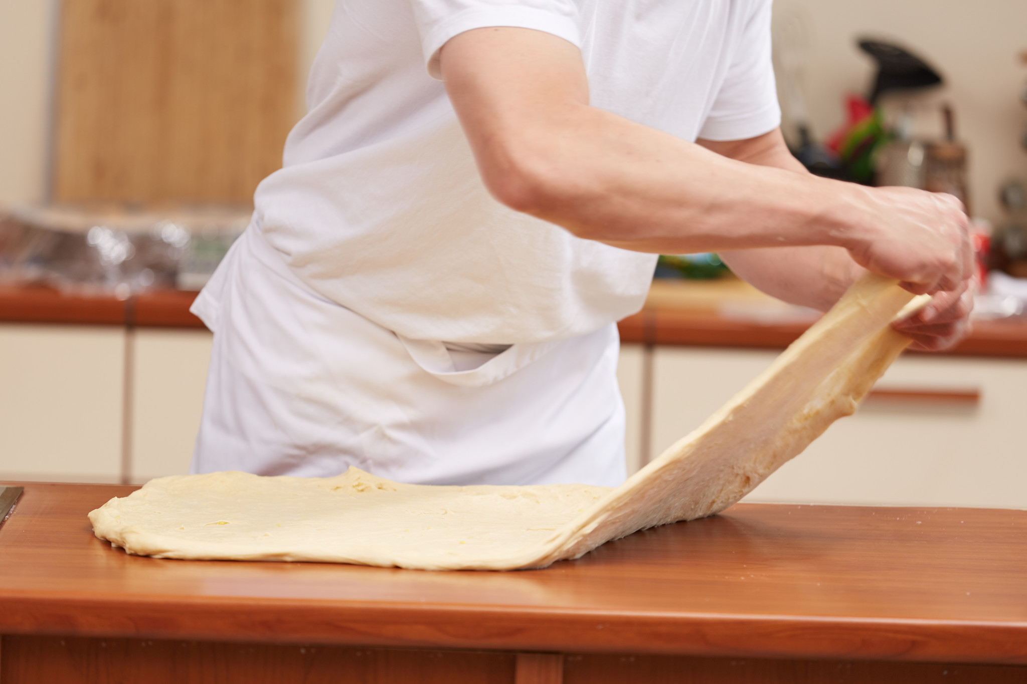 Домашний хлеб. Обминки теста во время брожения. Метод «растянуть и сложить»