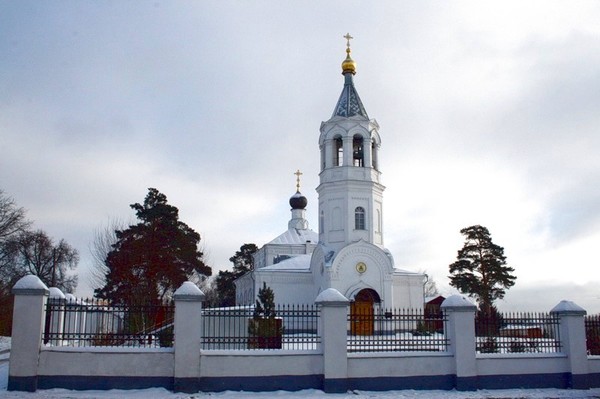 Храм в рождествено